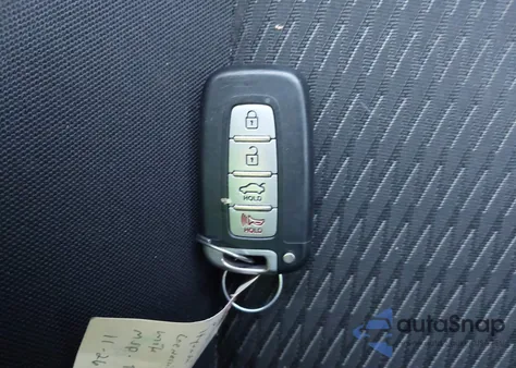 2016 Hyundai Genesis 3.8 Base from USA, damaged, VIN KMHHT6KJ3GU134650